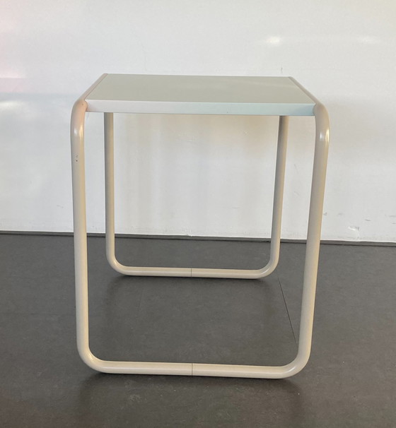 Image 1 of Thonet B9 Beistelltisch