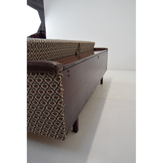 Image 1 of Vintage 3-Sitzer Sofa aus Stoff und Holz von Jitona, Tschechoslowakei 1970