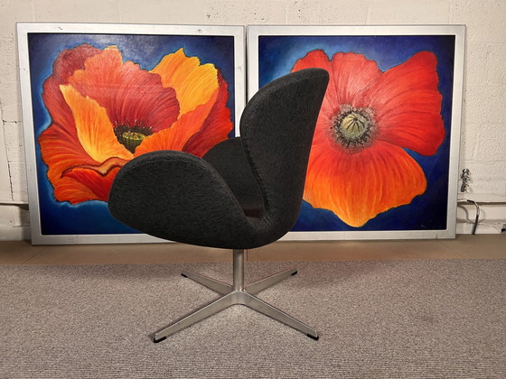 Image 1 of Fritz Hansen Arne Jacobsen Schwan Stuhl