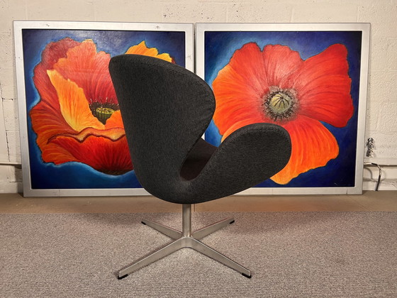 Image 1 of Fritz Hansen Arne Jacobsen Schwan Stuhl