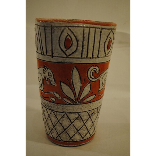 Orangefarbene Sgrafitto-Vase mit Keramiklöwe, 1950