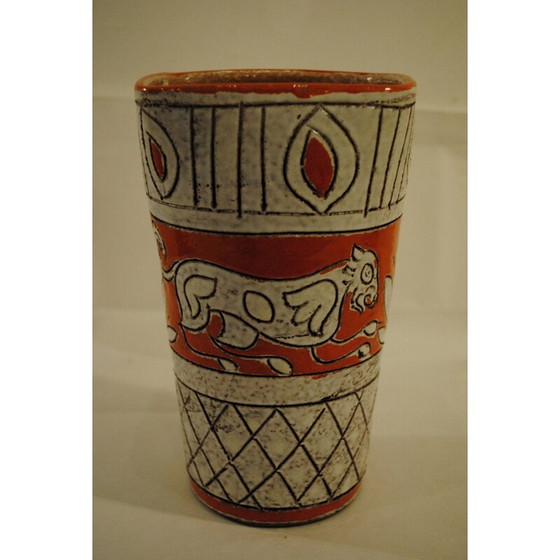Image 1 of Orangefarbene Sgrafitto-Vase mit Keramiklöwe, 1950
