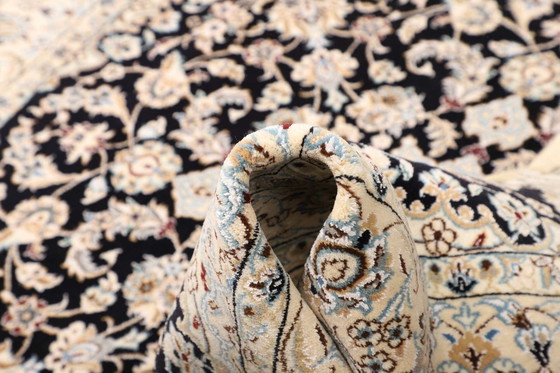 Image 1 of Elegante Perserteppich Handgeknüpft Nain 9 Lah- Size. 150 X 150 Cm –No.466246-01 