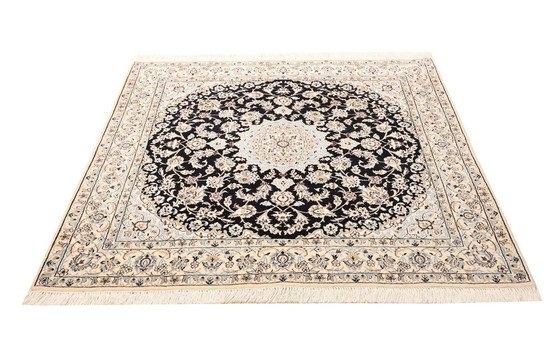 Image 1 of Elegante Perserteppich Handgeknüpft Nain 9 Lah- Size. 150 X 150 Cm –No.466246-01 