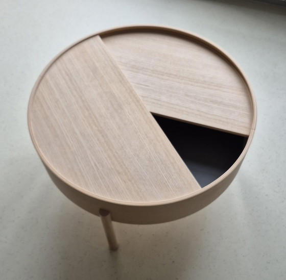 Image 1 of Forest Arc Couchtisch 66Cm Weiß pigmentiertes Eschenholz