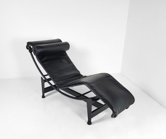 Image 1 of Cassina Le Corbusier LC4 Chaiselongue