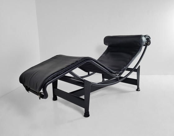 Image 1 of Cassina Le Corbusier LC4 Chaiselongue