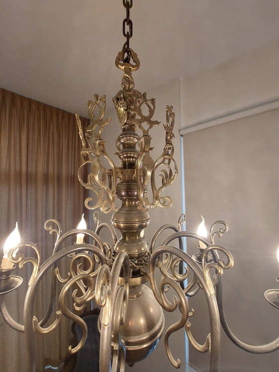 Image 1 of Niederländischer Messingkronleuchter mit 8 Kerzenlichtern ca. 1960 Vintage