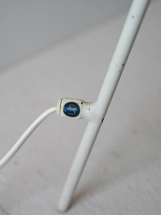 Image 1 of Retro-Stehlampe mit blattgemustertem Schirm - Stativfuß aus weißem Metall