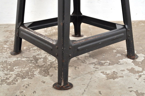 Image 1 of Vintage Barhocker im Bauhaus-Stil