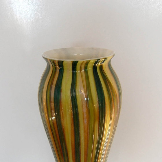 Image 1 of Hohe Glasreliefvase 'Japanisches Schilf'.