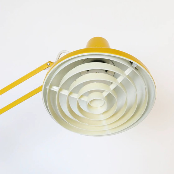 Image 1 of Vintage gelbe schwedische Schreibtischlampe Architekturlampe Scherenlampe