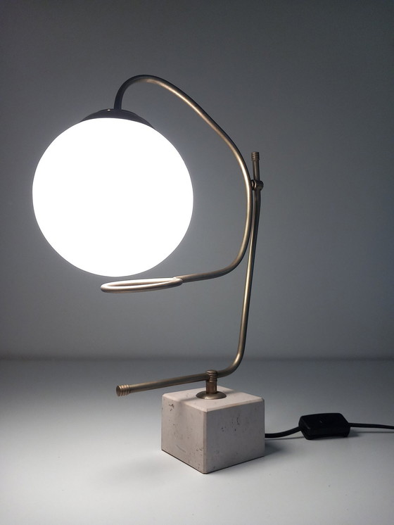 Image 1 of Große Vintage Tischlampe - Sockel Marmor - Messing - 1970