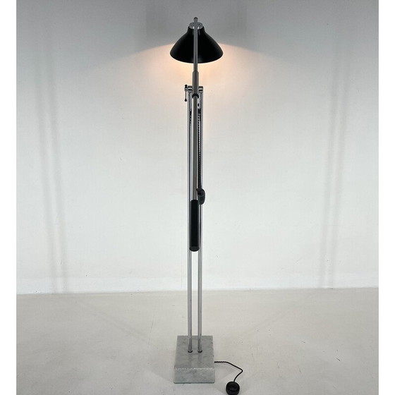 Image 1 of Verstellbare italienische Stehlampe aus Chrom und Marmor, 1960er Jahre