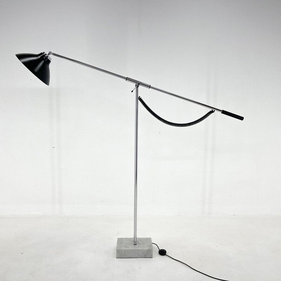 Image 1 of Verstellbare italienische Stehlampe aus Chrom und Marmor, 1960er Jahre