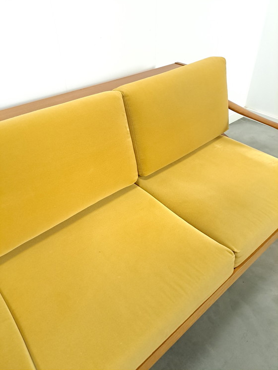 Image 1 of Sofa und Schlafsofa mit Holzrahmen