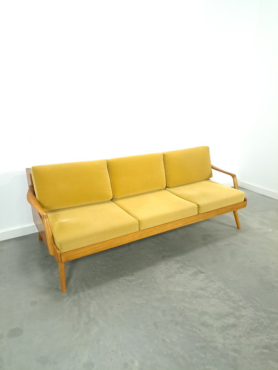 Image 1 of Sofa und Schlafsofa mit Holzrahmen