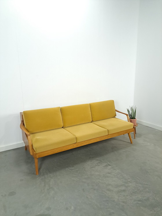 Image 1 of Sofa und Schlafsofa mit Holzrahmen