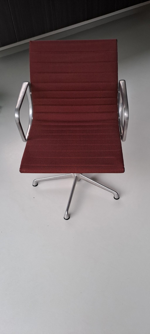 Eames Ea108