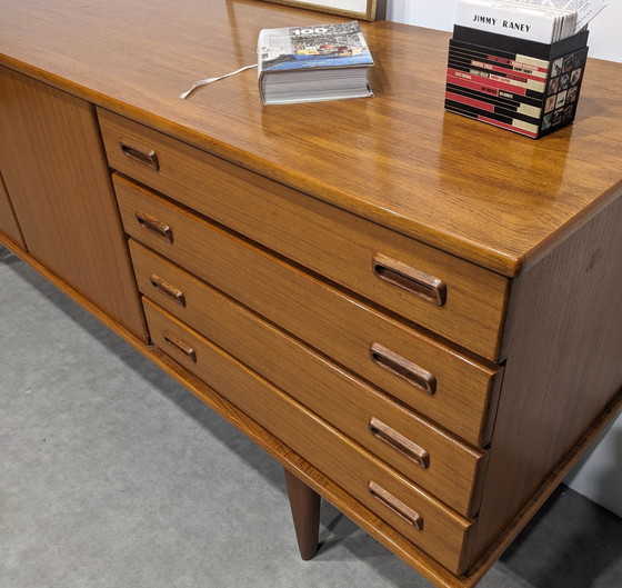 Image 1 of  Wunderschönes Sideboard aus Teakholz