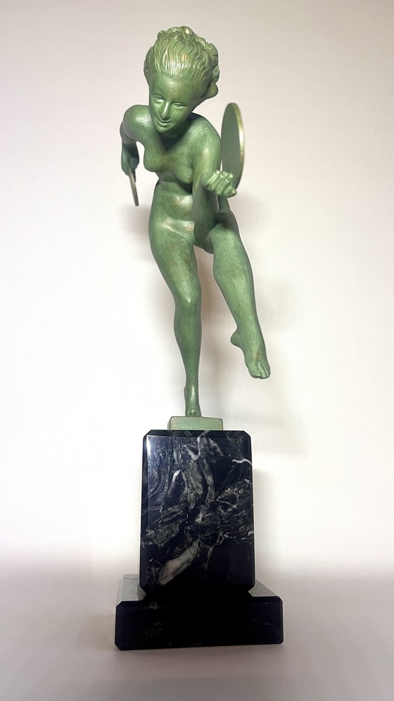 Image 1 of Schöne Art Deco Statue , Signiert (Derrene) , Max Le Verrier