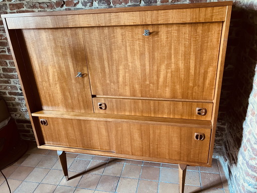 Skandinavischer Teakholzschrank, Barschrank