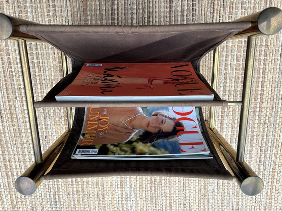 Image 1 of Vintage Zeitschriftenständer aus vergoldetem Metall und Stoff