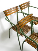 Vier stapelbare Mid Century Bistro-Sessel aus Metall und Holz - Made in Italy