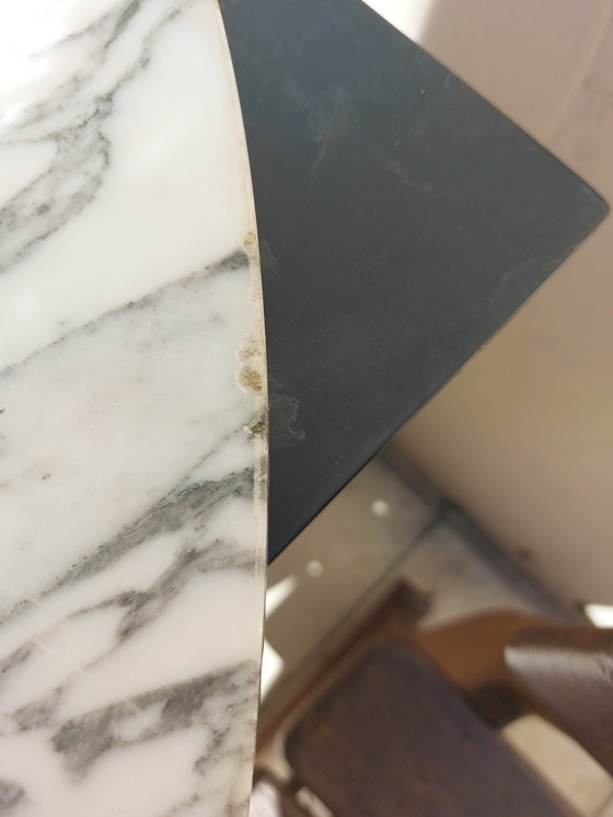 Image 1 of Runder Couchtisch aus Carrera-Marmor