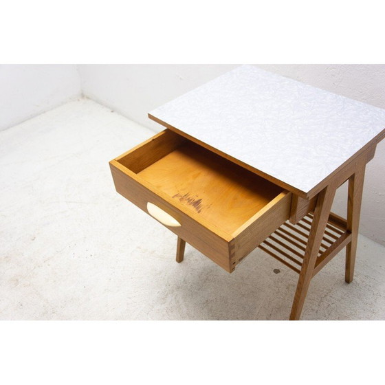 Image 1 of Vintage Beistelltisch aus Buchenholz und Formica, Tschechoslowakei 1960er Jahre