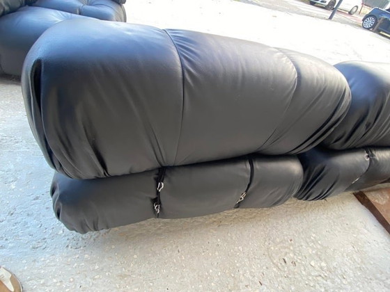 Image 1 of Mario Bellini - Camaleonda Sofa - 1972 Schwarzes genarbtes Leder