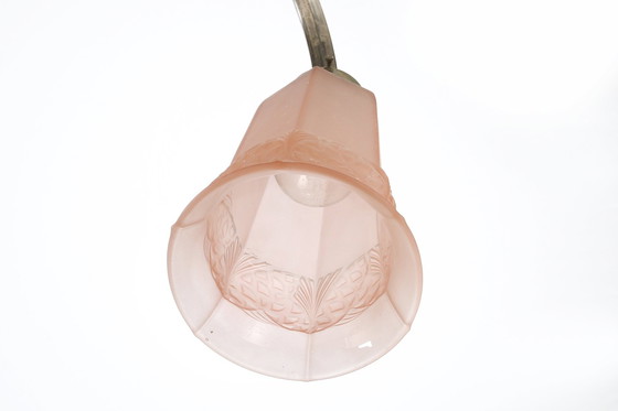Image 1 of Art-Déco-Kronleuchter mit geätzten rosa Glasschirmen, 1930er Jahre