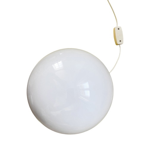 Weiße, kugelförmige Space Age Tischlampe, Polen 1980er Jahre.