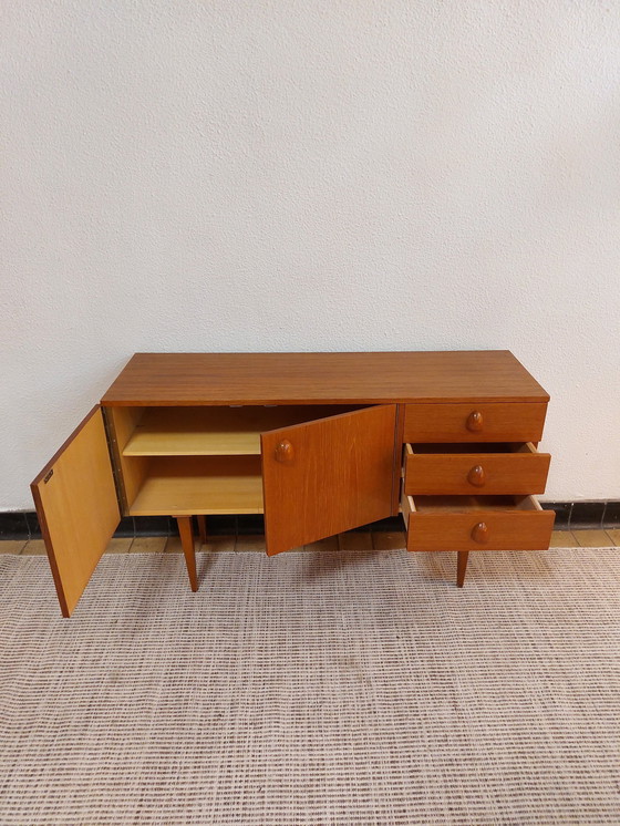 Image 1 of alter Schrank