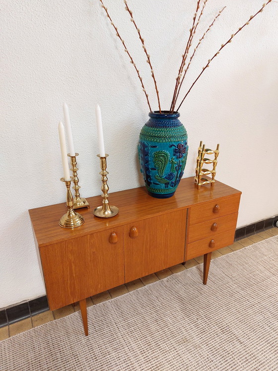 Image 1 of alter Schrank