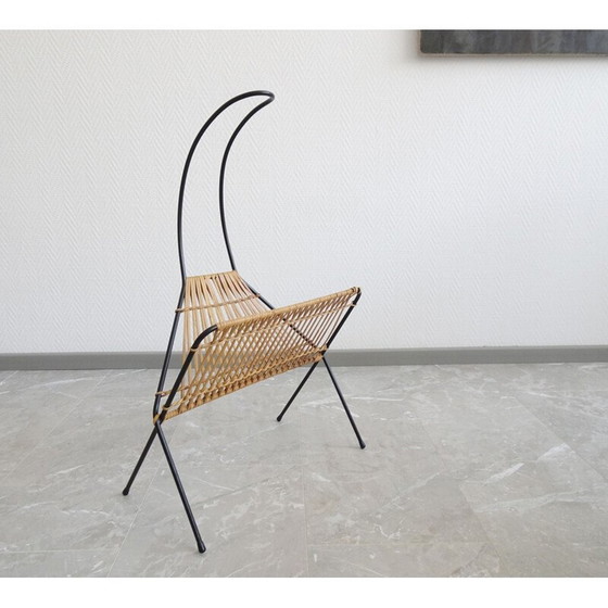 Image 1 of Zeitschriftenständer aus Metall und Rattan in Form eines Seils