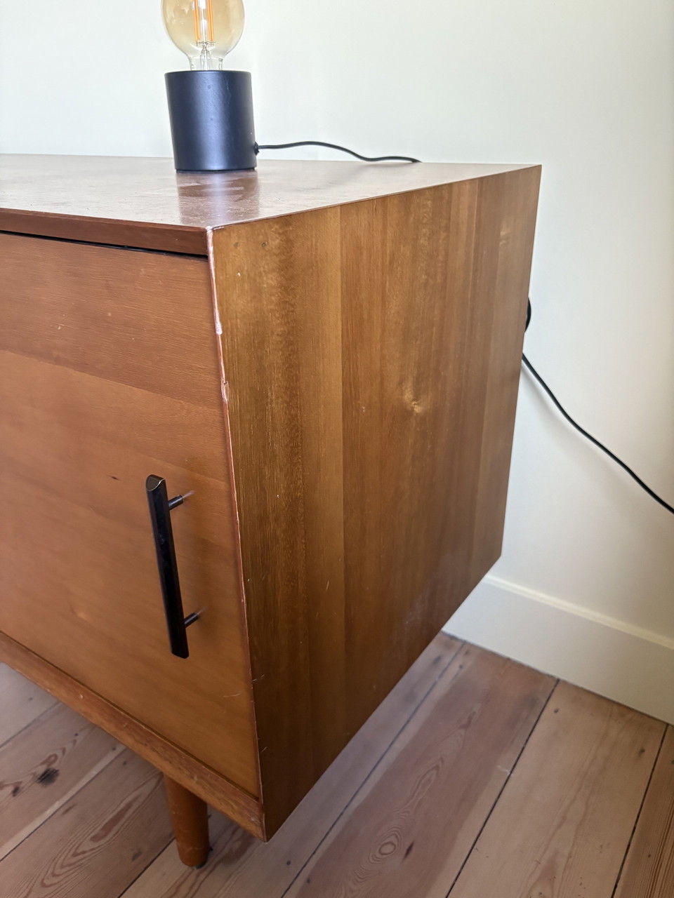 Mid Century Sideboard von West Elm