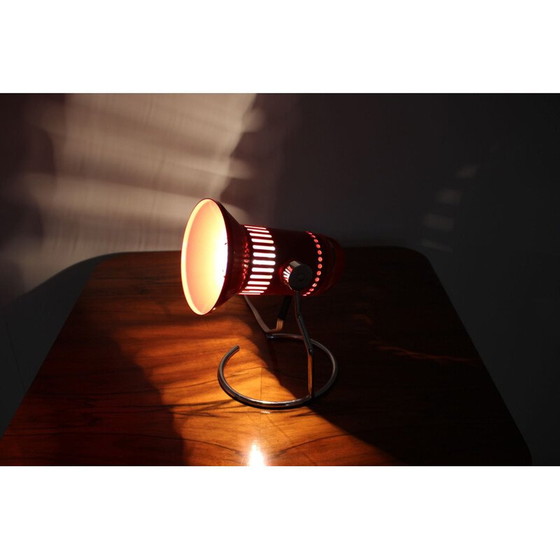 Image 1 of Verstellbare Vintage-Tischlampe aus rot lackiertem Metall, Tschechoslowakei 1980