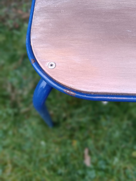 Image 1 of Niedriger Industrieller Hocker