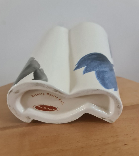 Image 1 of Manita Kieft Designvase