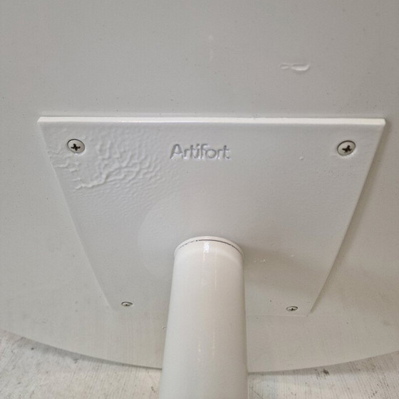 Image 1 of Runder Couchtisch aus weißem Holz und Metall von Pierre Paulin für Artifort, 1970