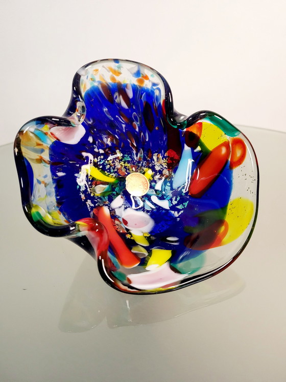 Image 1 of Mehrfarbige Murano-Schale, mundgeblasenes organisches Muster mit silbernen Blättern, Italien