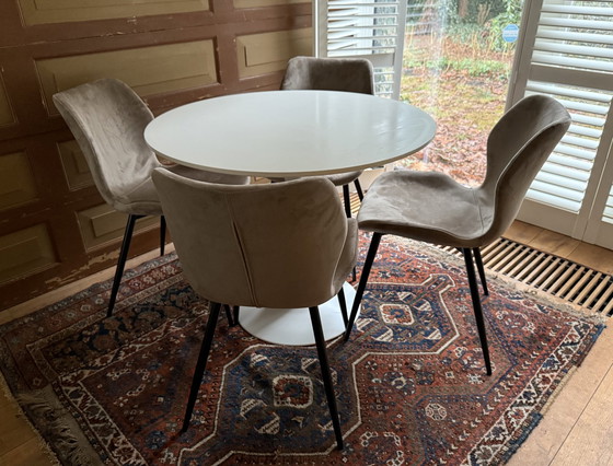 Image 1 of 4 Schmetterlingsstühle - Unbenutzt Neuer Zustand