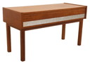 Niedriges kompaktes Sideboard / Flurschrank 'Gundsoille'