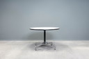 Eames runder segmentierter Tisch