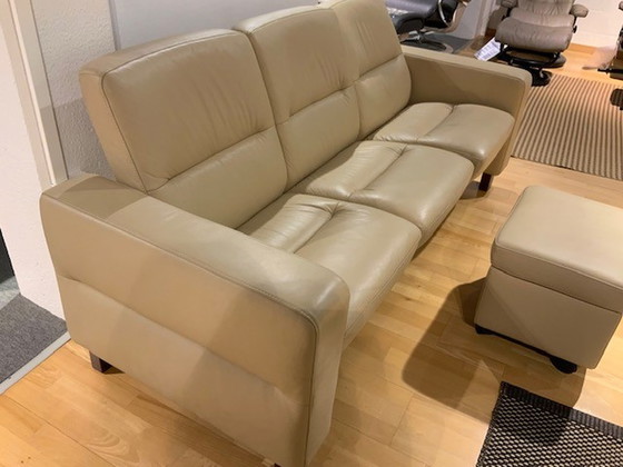 Image 1 of Stressless dreisitziges Modell Wave