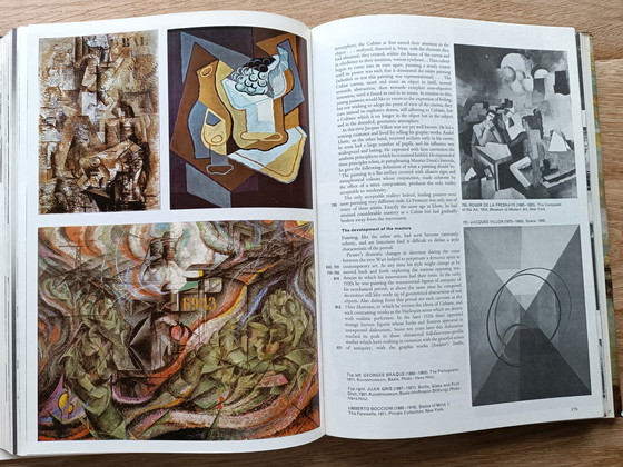 Image 1 of Larousse Encyclopedia of Modern Art boek