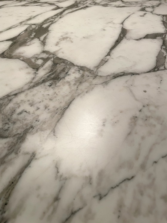 Image 1 of Knoll Studio Saarinen Tulpentisch