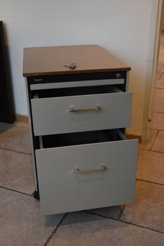 Image 1 of Gispen Kommode