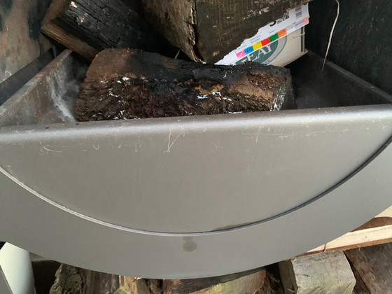 Image 1 of Harrie Leenders Spot Outdoor-Kamin mit verlängertem Rohr